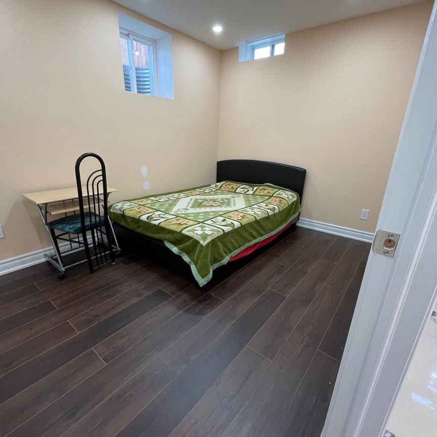 For Lease - 90 Mountainside Crescent Unit# Basement, Whitby, Ontario - Photo 1