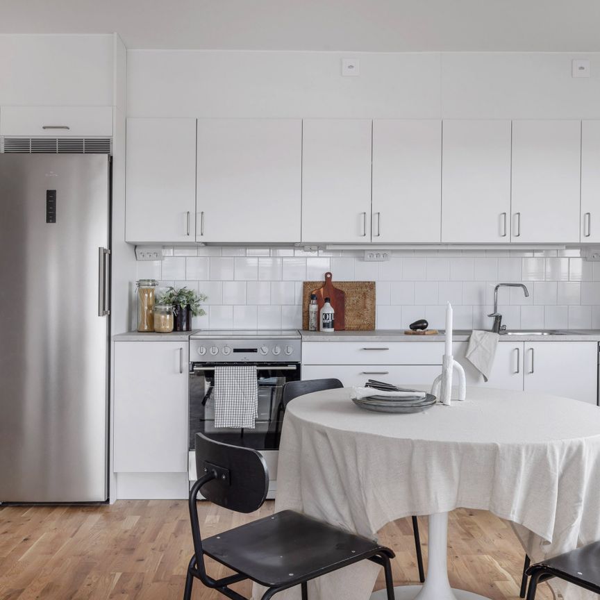 Skäcklingevägen, Tumba - Photo 1