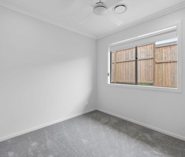 Brand New Home in Montview - Photo 4