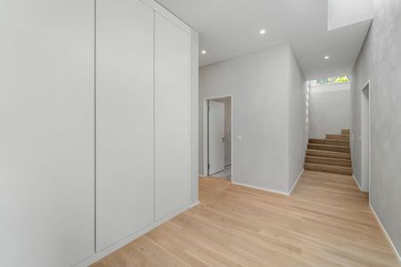 Atelierwohnung, überhohe Räume, Dachgarten von 100m2 - Foto 5