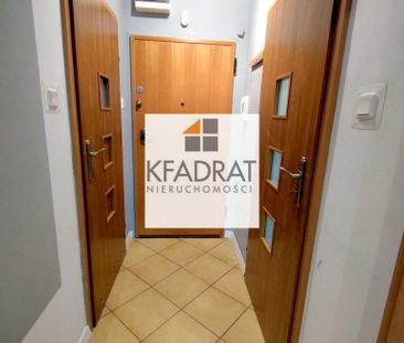 Przestronna kawalerka, osobna kuchnia - Фото 2