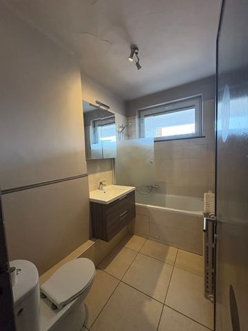 Appartement te huur - Foto 3