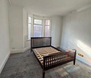 2 bedroom ground floor flat to rent - Photo 4