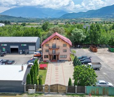 Vilă de închiriat în Zărnești – 9 camere, ideală ... - Fotografie 6