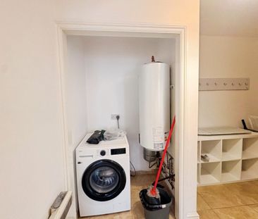 Penarth Road, CARDIFF - Photo 5