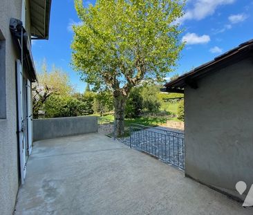 Maison avec grand terrain arboré à louer à ANNONAY ! - Photo 4