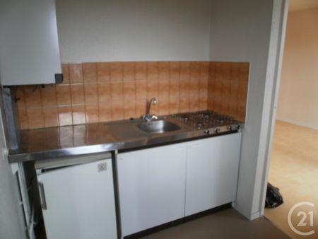 Location Appartement 1 pièce 31m² ST PIERRE DU MONT 40280 - Photo 3