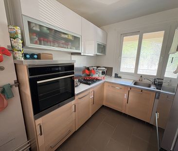Location Appartement 3 pièces 71m² - Photo 6
