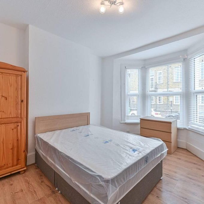 5 bedroom house to rent - Photo 1