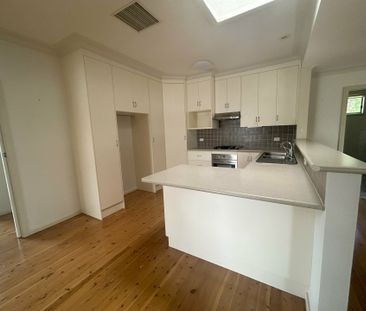 4-Bedroom Family Home in South Tamworth – Modern Living with Plenty... - Photo 4