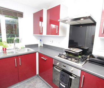 2 bedroom terraced house to rent - Photo 3