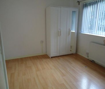 2 bedroom semi-detached house to rent - Photo 2