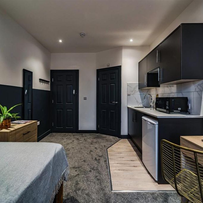 Studio to rent - Photo 1