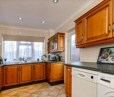 Room in a Shared House, Western Avenue, W3 - Photo 3