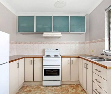 2 Bedroom Unit! - Photo 4