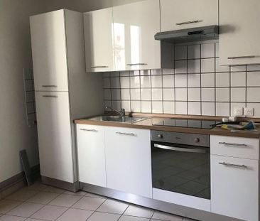 Location Appartement 1 pièce 41m² - Photo 3