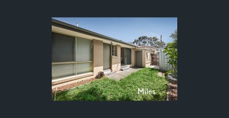 DELIGHTFUL TWO BEDROMM UNIT IN IDEAL POSITION - Photo 2