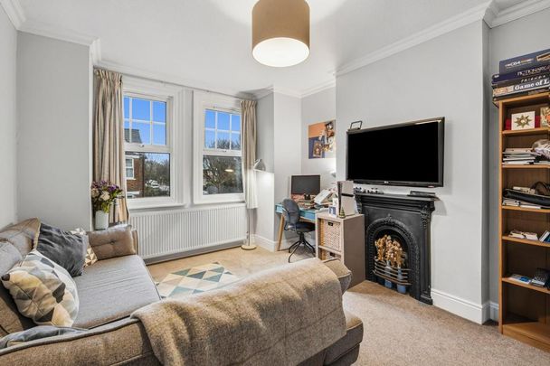 2 bedroom maisonette to rent - Photo 1