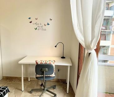 Viale Francesco Redi, Florence, Tuscany 50144 - Photo 4