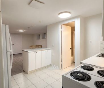 For Lease - 589 Annette Street Unit# BSMT, Toronto, Ontario - Photo 5