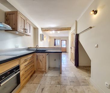 Noves, centre : Maison de village T3 58 m² avec 2 chambres, - Photo 1