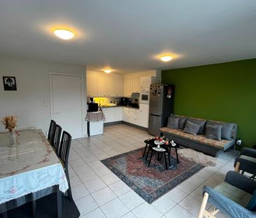 Appartement te huur met twee slaapkamers in Kortrijk. - Photo 5