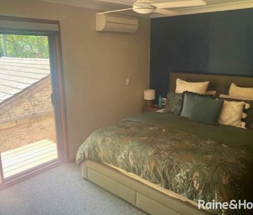 Family Comfort in a Quiet Neighbourhood - Photo 4