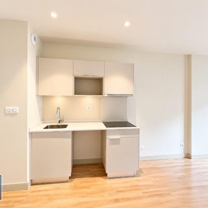 Location Appartement 2 pièces 47m² CHINON 37500 - Photo 1