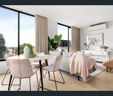 Immaculate Karrina Apartments - Photo 1