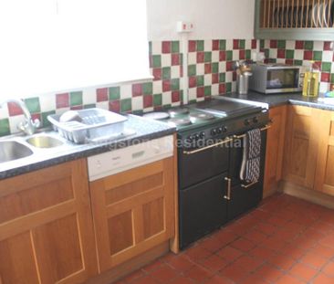 3 bedroom terraced house to rent - Photo 5