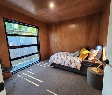 Fully Furnished Three bedroom home - Photo 1
