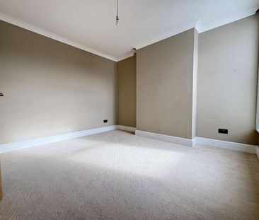 Inglis Road, Southsea, PO5 - Photo 6