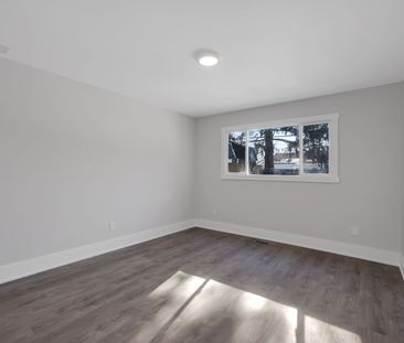 For Lease - 89 Orchard View Boulevard Unit# Main Floor, Oshawa, Ont... - Photo 4