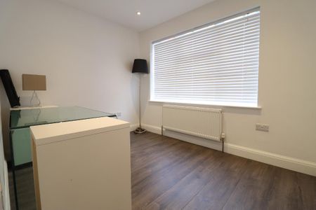 5 bedroom detached house to rent - Photo 5