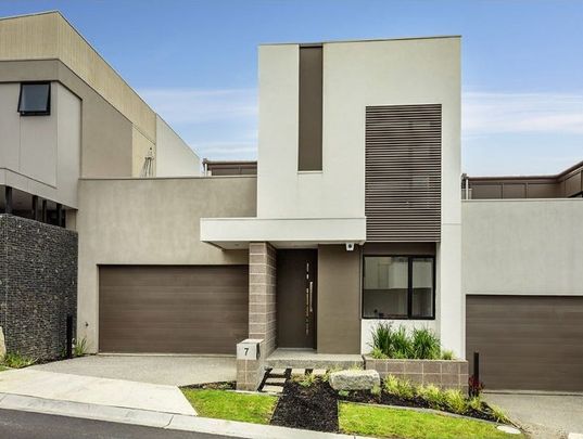 7 Berry Yung Avenue, Burwood - Photo 1