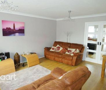 3 bedroom terraced house to rent - Photo 3