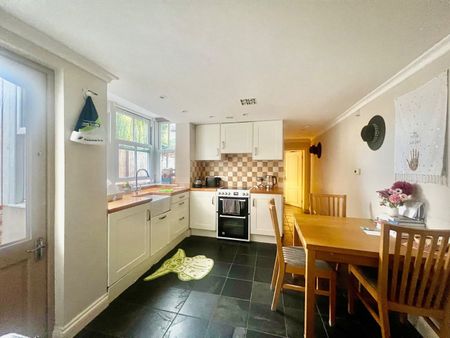 Room in a Shared Flat, Defoe Road, N16 - Photo 3