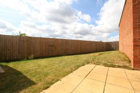 Foxglove Close, Stoke Gifford, Bristol - Photo 5