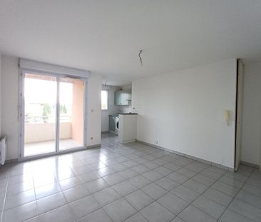 location Appartement T2 DE 39.17m² À SEILH - Photo 1