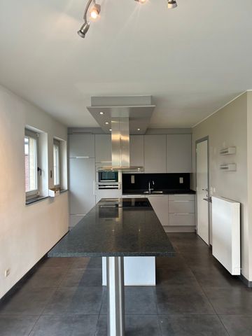 Mooie woning met 2 slaapkamers - Foto 3