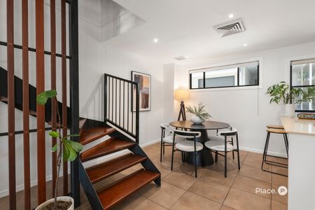 14/43 Sixth Avenue, Windsor QLD 4030 - Townhouse For Rent | Domain - Photo 2