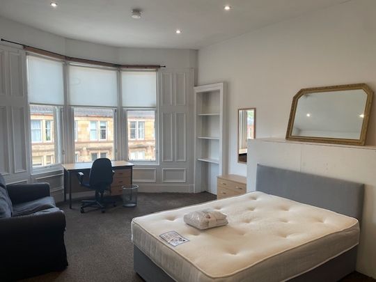 4 Bed Flat, West Princes Street, G4 - Photo 1