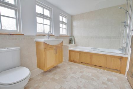 2 bedroom terraced house to rent - Photo 5