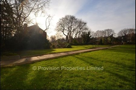 4 Bedroom Student Lets Leeds - Photo 2