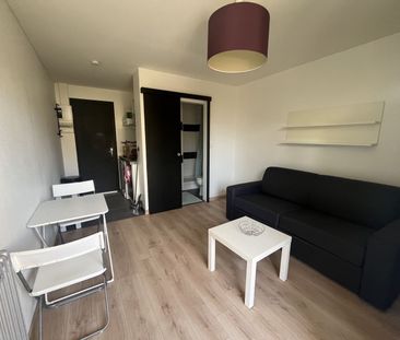 Location Appartement 1 pièce 17m² - Photo 2