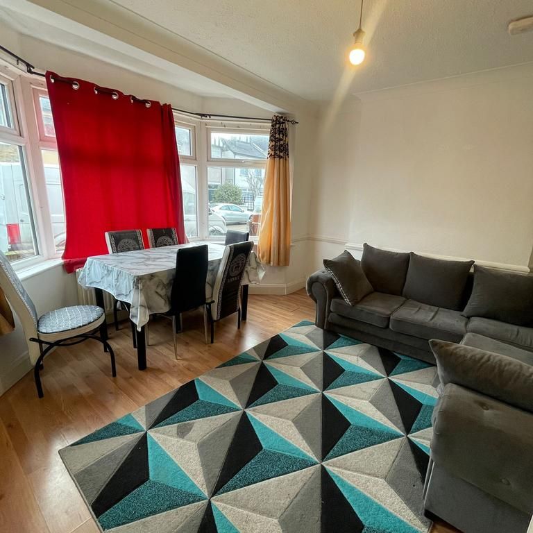 2 bedroom maisonette to rent - Photo 1
