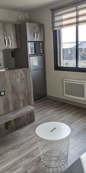 Location Appartement 2 pièces 27m² DEVILLE LES ROUEN 76250 - Photo 1