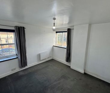 Main Street - Photo 3