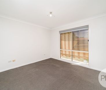 2 Kimba Drive, Glenfield Park NSW 2650 - Photo 5