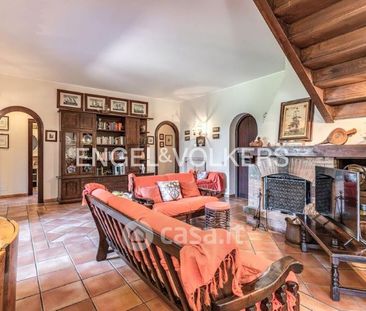 Villa in Affitto in Via Giulianova a Fiumicino - Photo 4